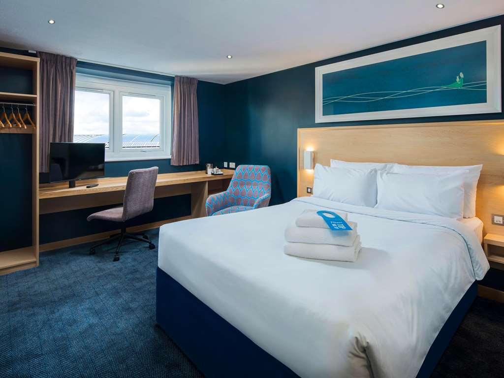 Travelodge Plymouth Room photo