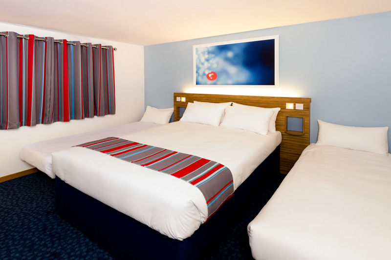 Travelodge Plymouth Exterior photo