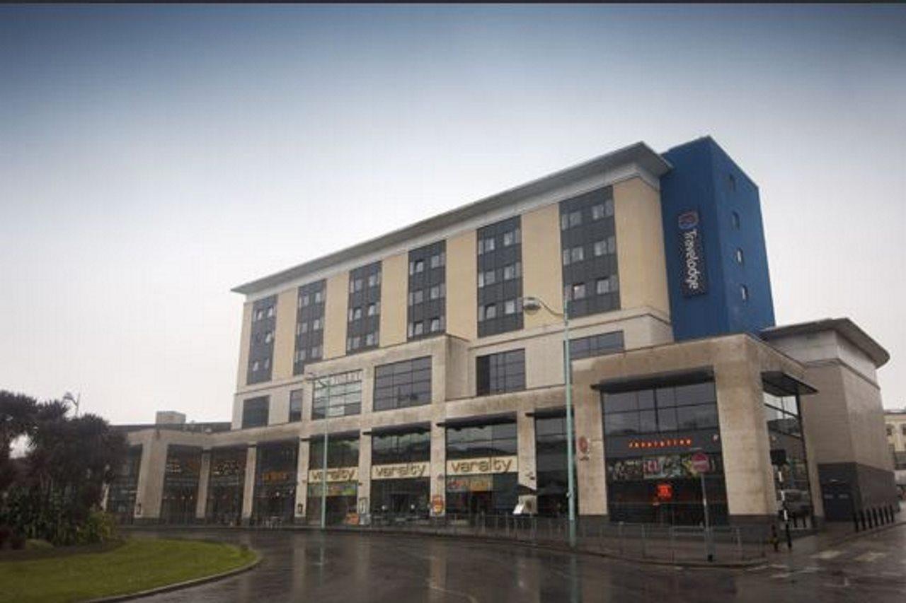Travelodge Plymouth Exterior photo