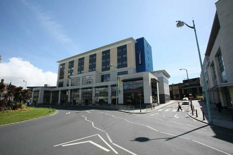 Travelodge Plymouth Exterior photo