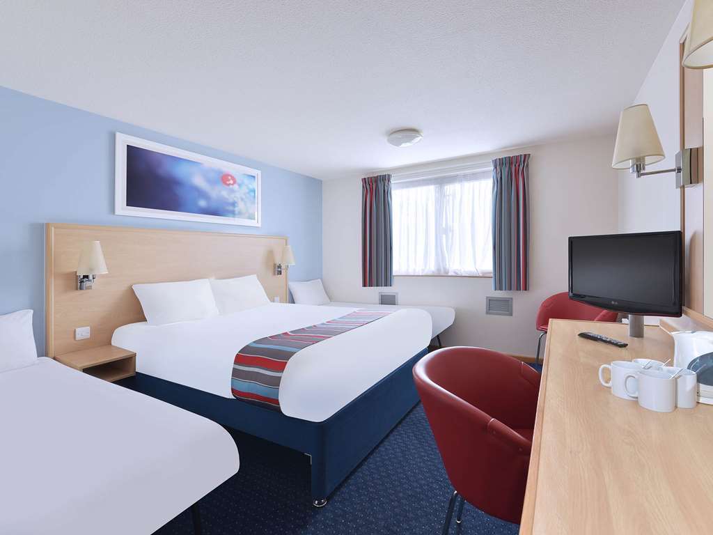 Travelodge Plymouth Room photo